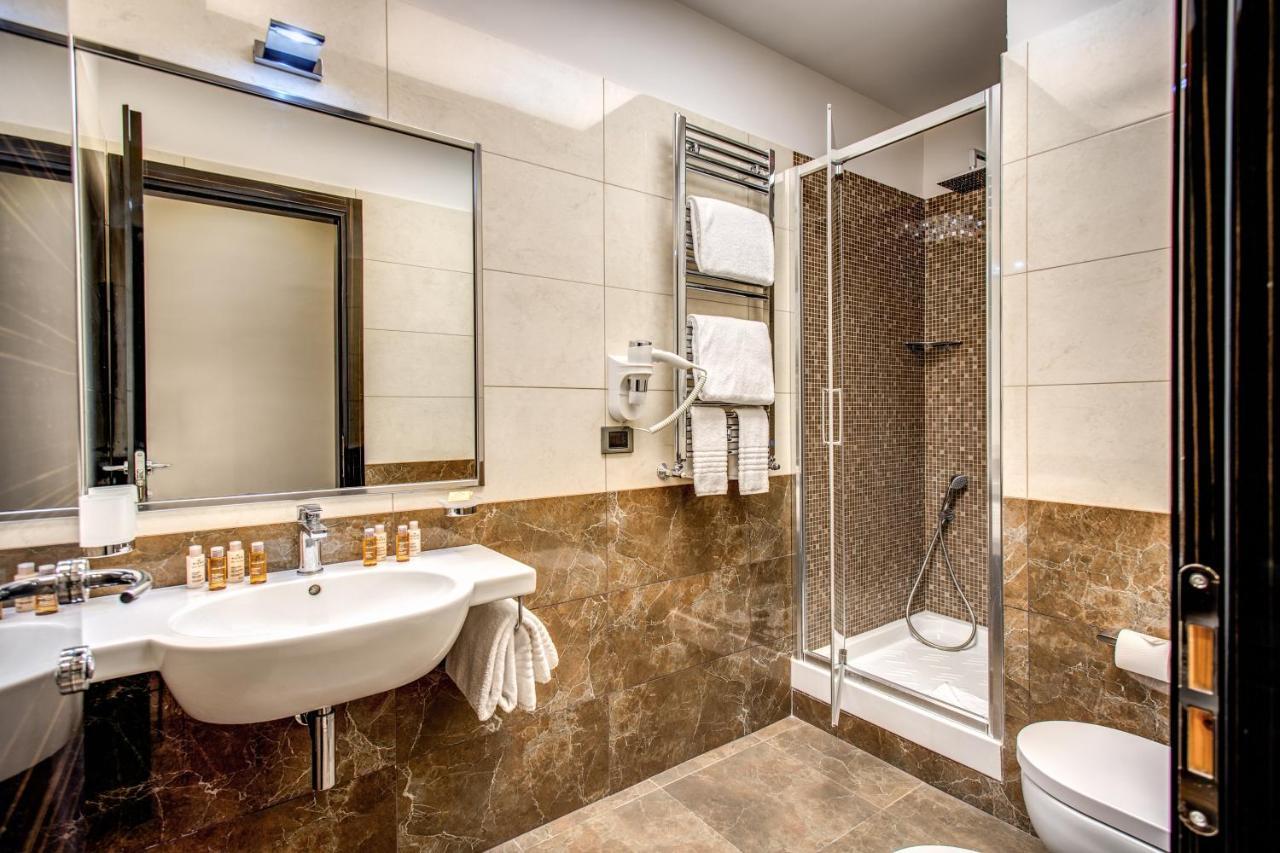 Relais De La Poste Hotel Rome Bagian luar foto