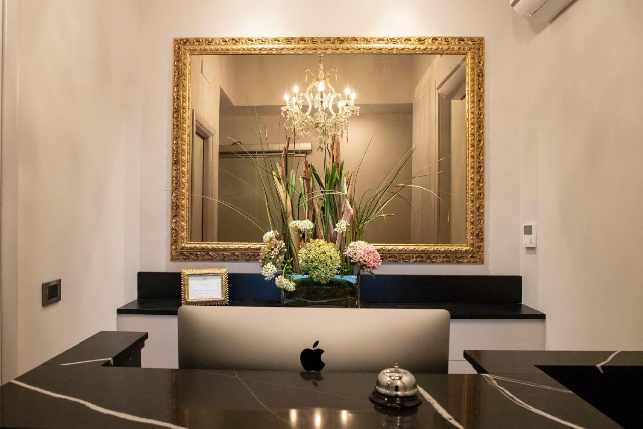 Relais De La Poste Hotel Rome Bagian luar foto