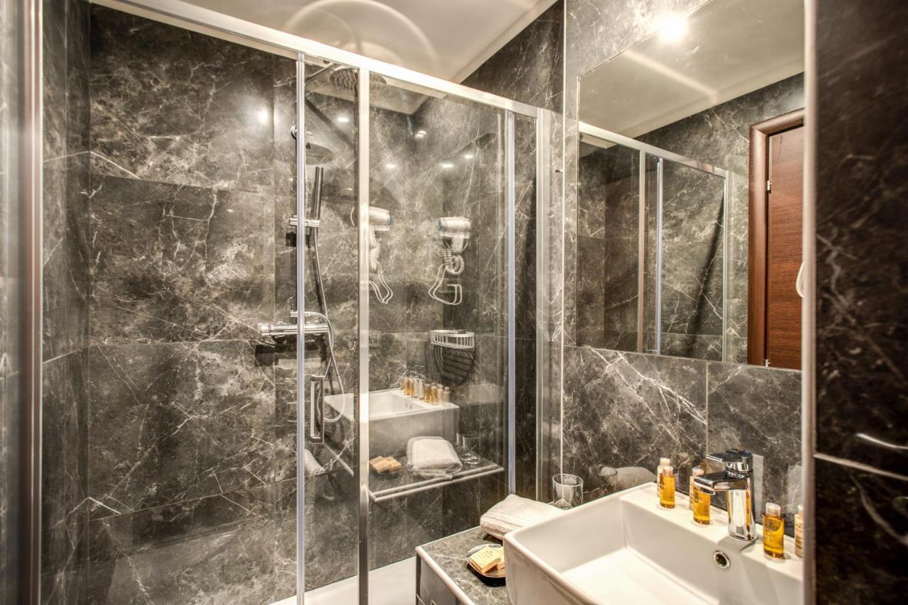 Relais De La Poste Hotel Rome Bagian luar foto